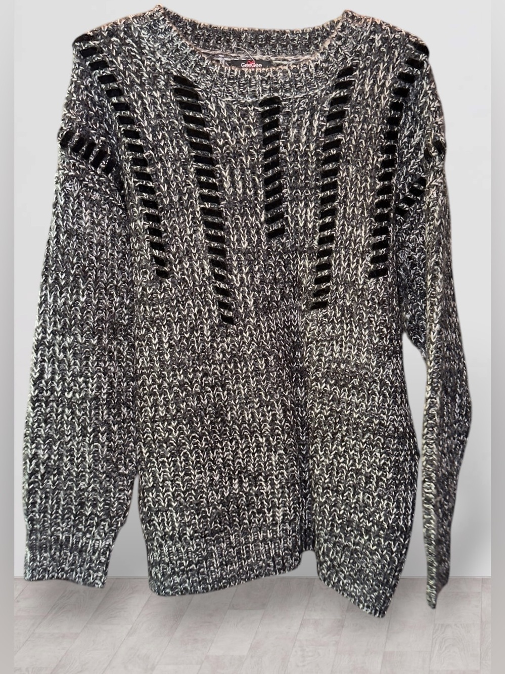 🌺GeeGee Marled Black & White Crewneck Sweater with Velvet Stripe Detail